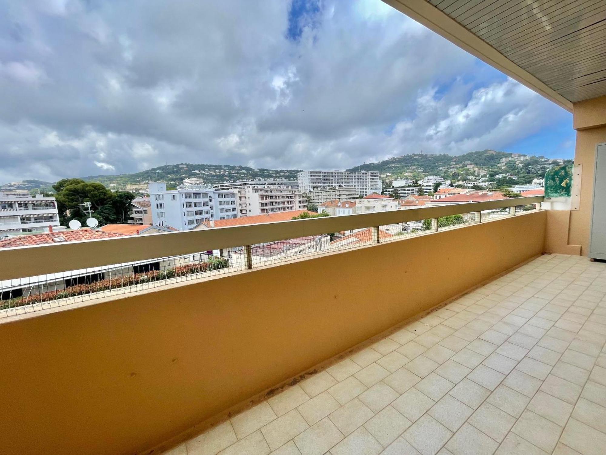 Appartement Astoria Luxury Apartment- 3 Bathrooms